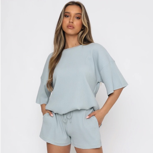 White fox lounge set - Picture 2 of 6